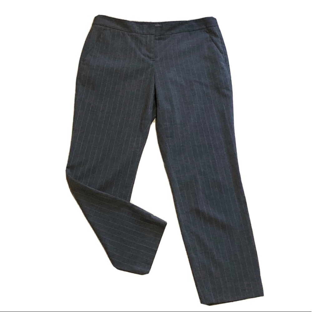 🆕 Vince Camuto gray pinstripe crop ankle straight leg stripe dress pants …